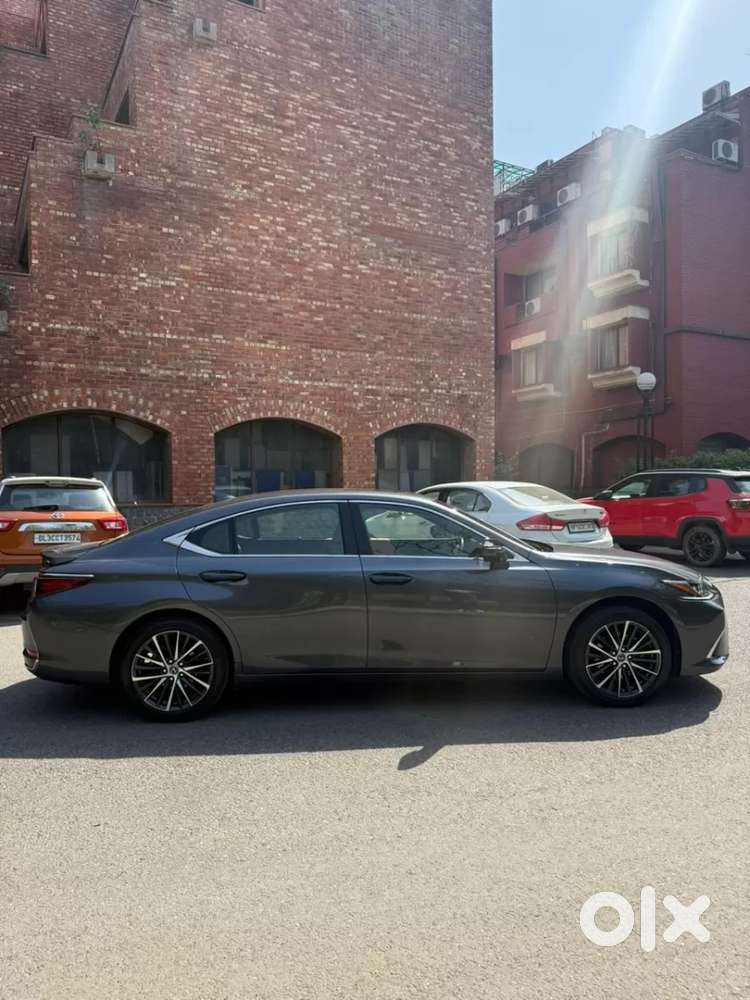 Lexus Es, 2023, Petrol