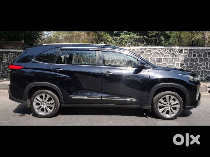Toyota Innova Hycross 2.0 Zx (o) Hybrid 7 Str, 2023, Petrol
