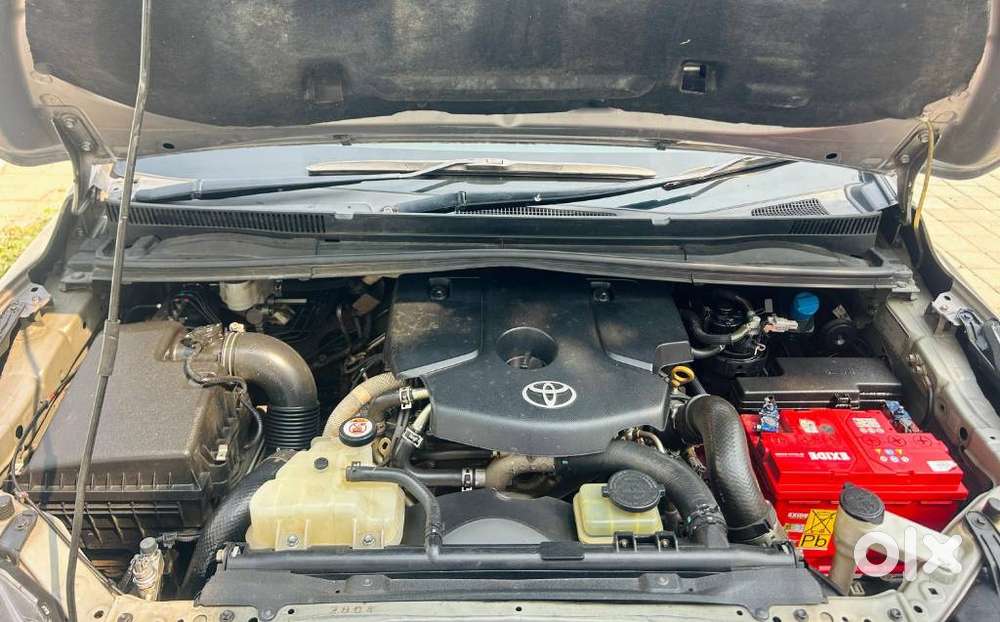 Toyota Innova Crysta 2.4 G Mt 8s, 2021, Diesel