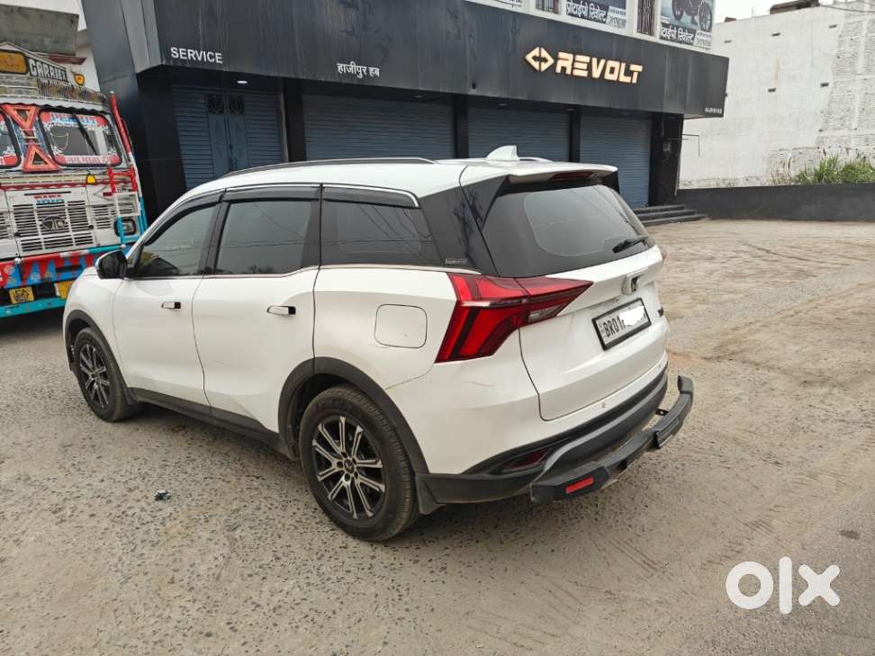 Mahindra Xuv700 2.2 Ax 7 Diesel At Luxury Pack Str, 2022, Diesel