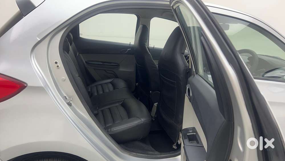 Tata Tiago 1.2 Revotron Xm, 2016, Petrol