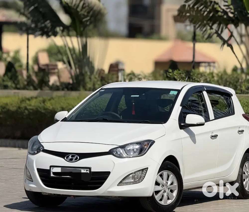 I20 Only 31000 Run Top Model Asta Option Single Hand Driven With Overa