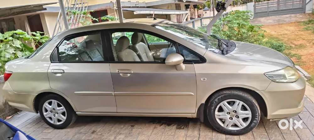 Honda City Zx Full Option Petrol/lpg
