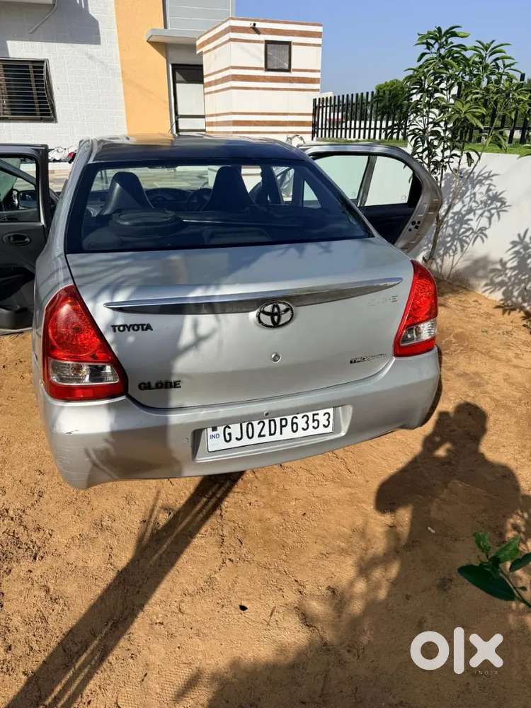 Toyota Etios 1.5 G 2013 Sportivo Petrol