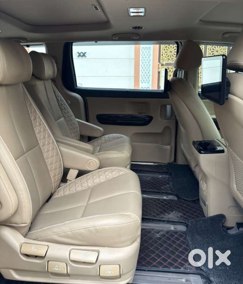 Kia Carnival Limousine Plus 7 Str, 2022, Diesel