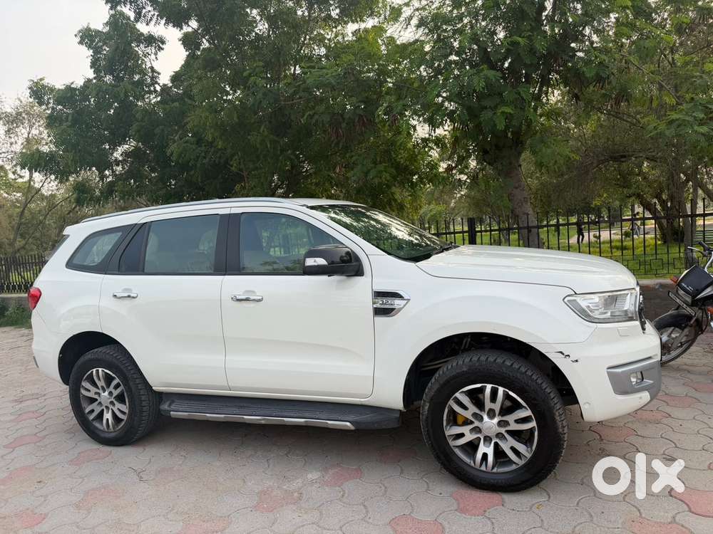 Ford Endeavour Diesel Nov 2016 Model
