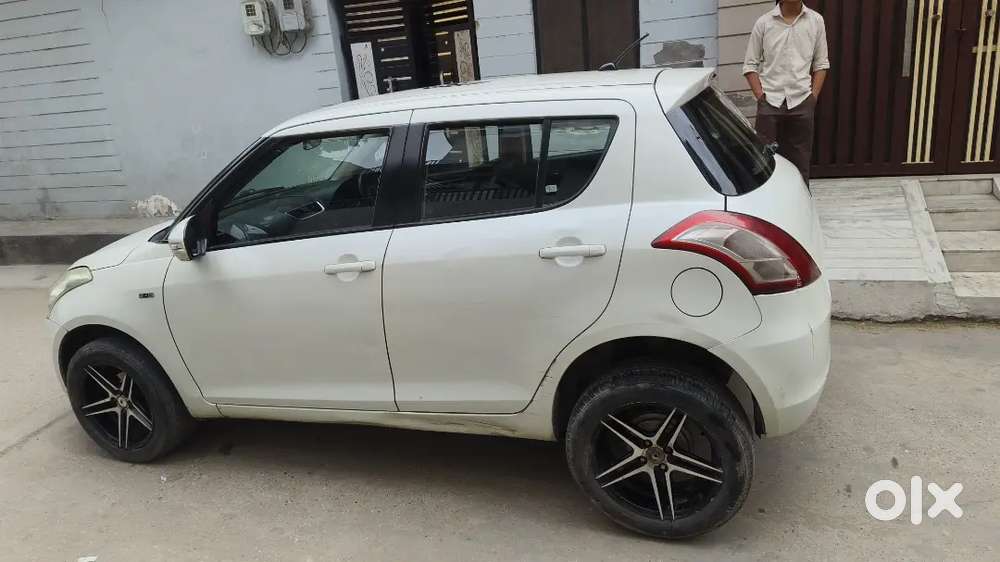 Maruti Suzuki Swift 2012