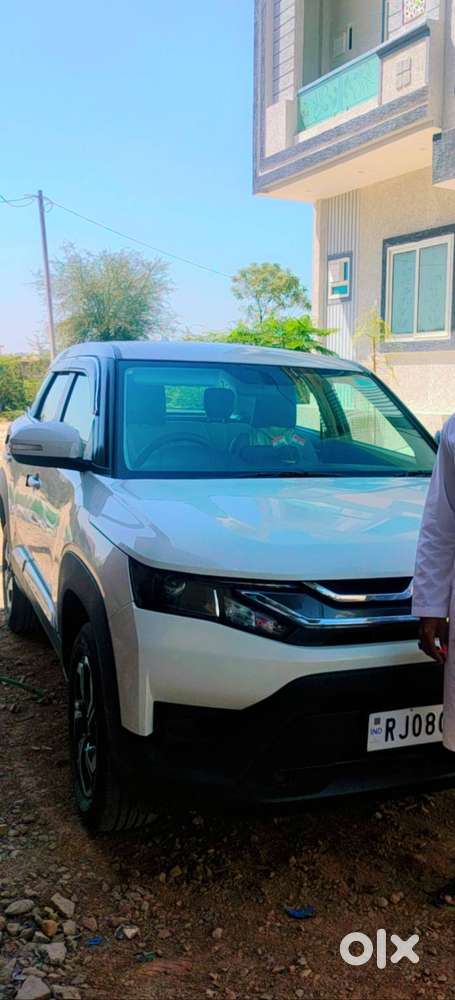 Maruti Brezza Petrol 2023
