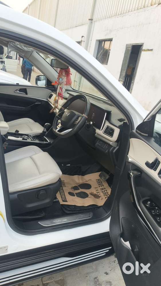 Mahindra Xuv700 Diesel 2023
