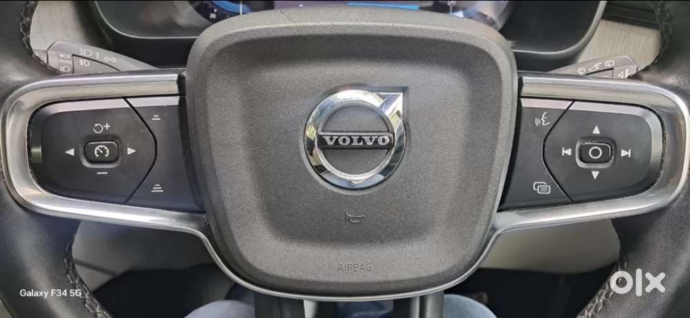 Volvo Xc40 B4 Ultimate, 2022, Petrol