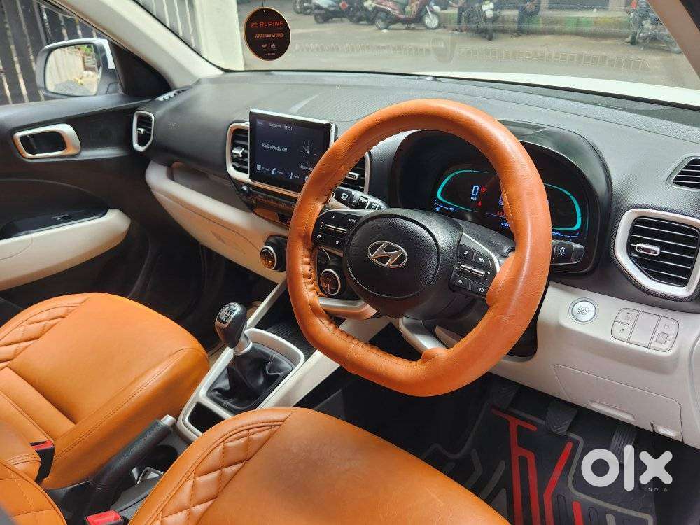 Hyundai Venue Sx Mt, 2023, Diesel