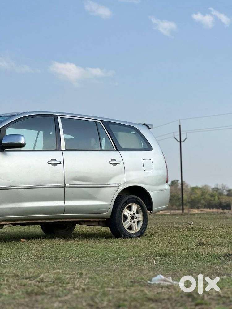 Toyota Innova 2004-2011 2.5 E Diesel Ms 8-seater, 2007, Diesel