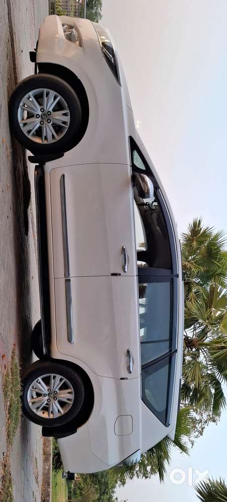 Toyota Innova Crysta 2.8 Zx At, 2019, Diesel