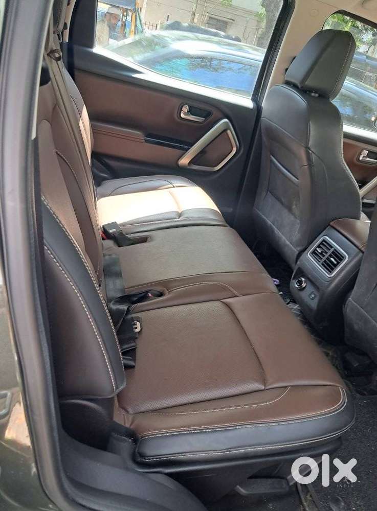 Mahindra Scorpio-n 2.0 Z8 L Petrol At 7 Str, 2024, Petrol