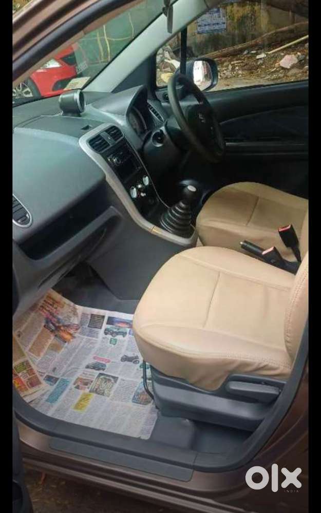 Maruti Suzuki Ritz Vxi, 2011, Petrol