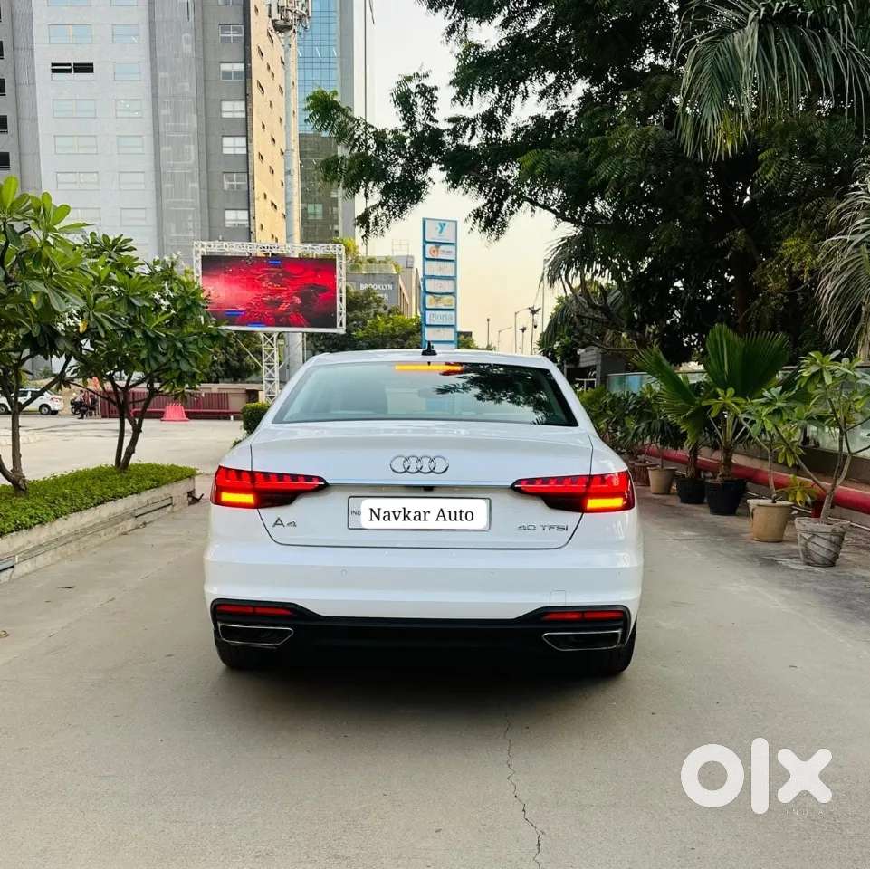 Audi A4 2.0 Premium Plus 40 Tfsi, 2023, Petrol