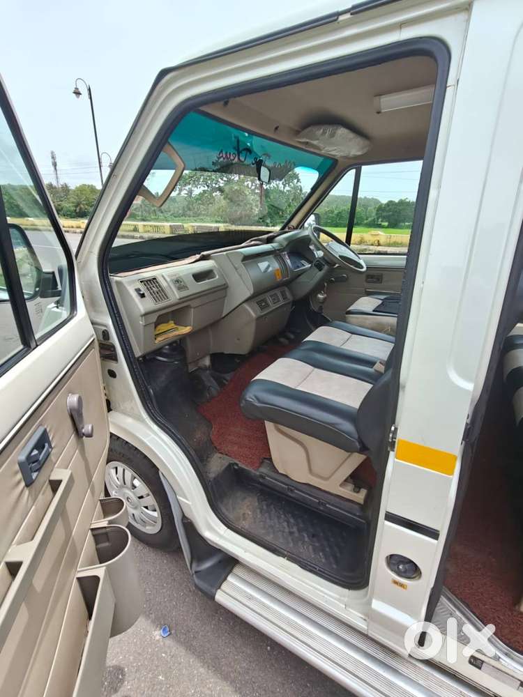 Tata Winger Deluxe 2019