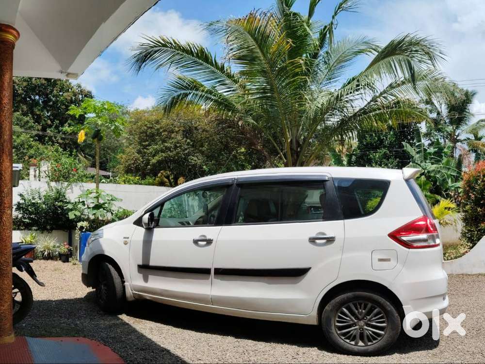 Ertiga Smart Hybrid Ldi, Bs-iv,