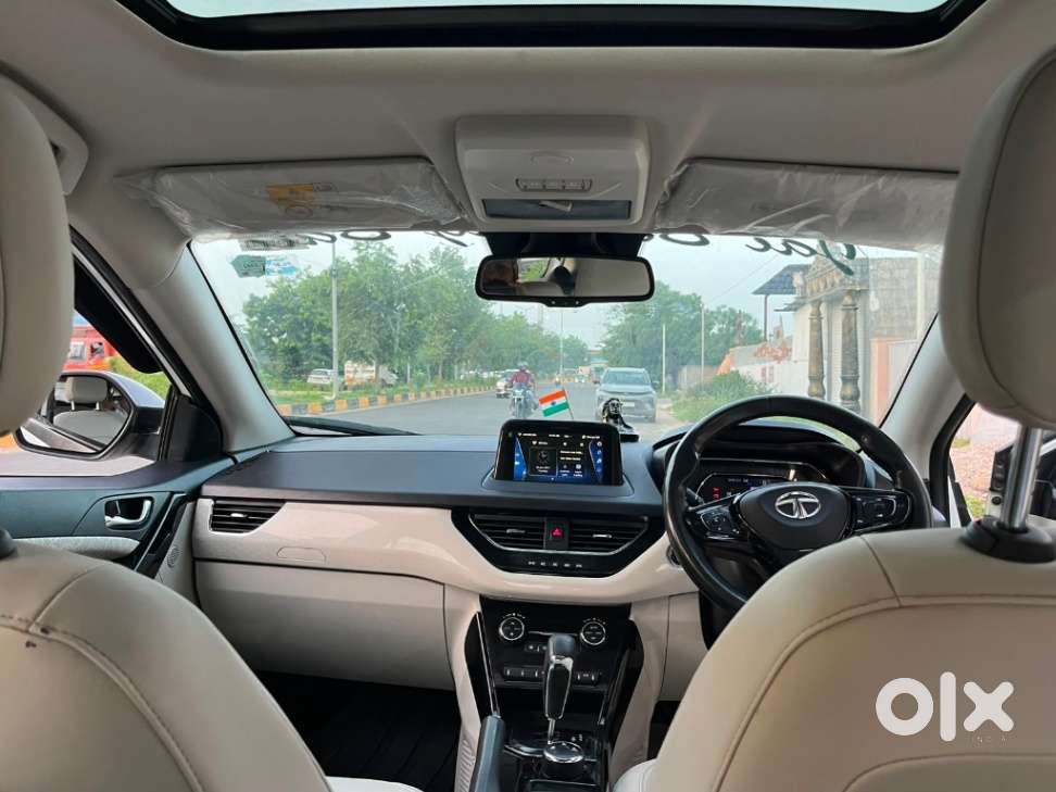 Tata Nexon 1.5 Revotorq Xza Plus (l), 2023, Petrol