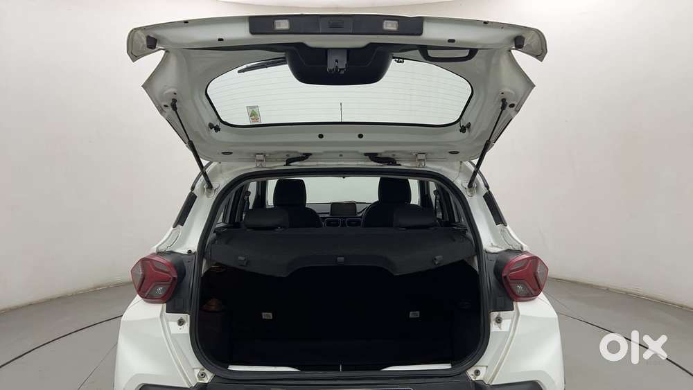 Tata Punch 1.2 Revotron Creative Amt Dual Tone, 2022, Petrol