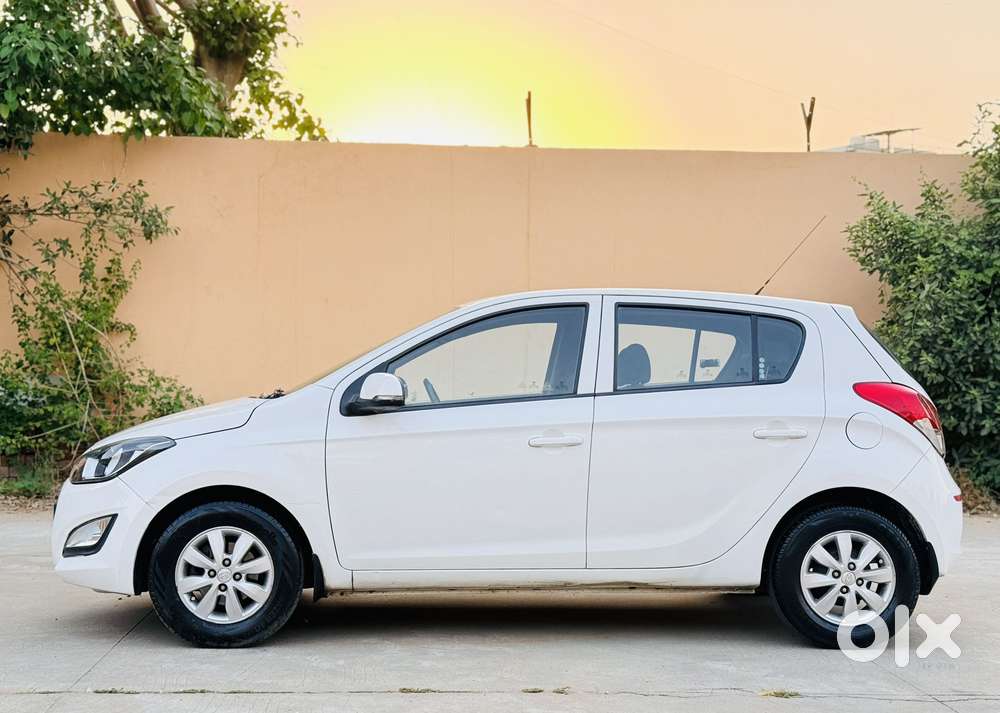 Hyundai I20 Sportz 1.2 Bs-iv, 2012, Petrol