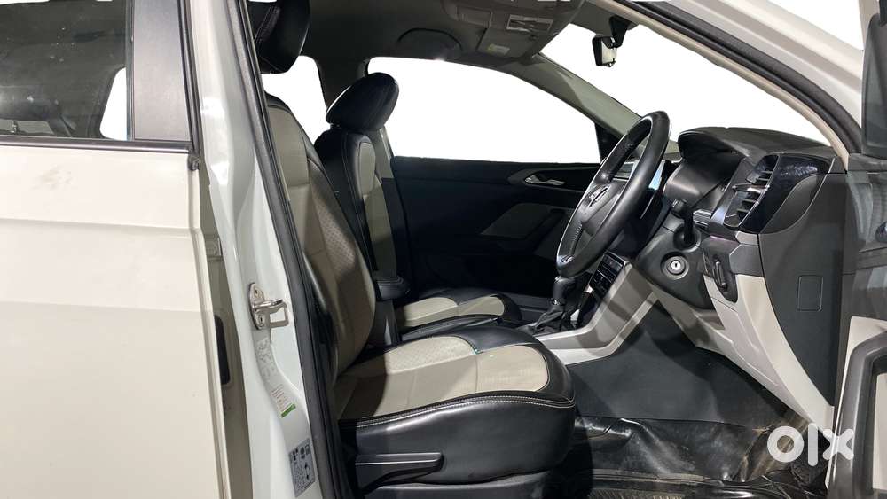 Skoda Kushaq 1.0 Tsi Ambition At, 2023, Petrol