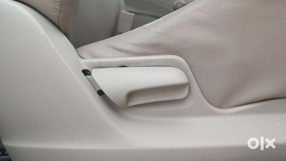 Maruti Suzuki Swift Dzire Vxi 1.2, 2014, Petrol