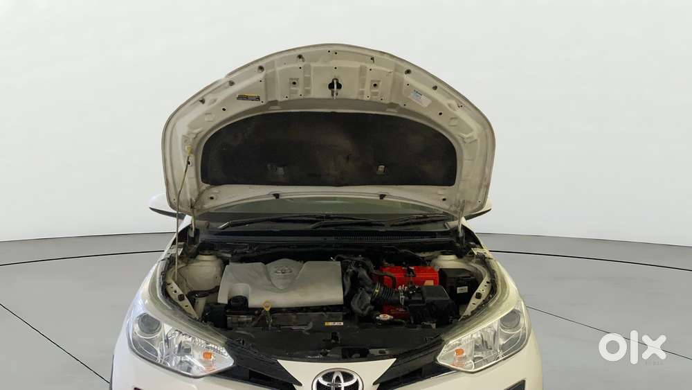 Toyota Yaris J Cvt, 2018, Petrol