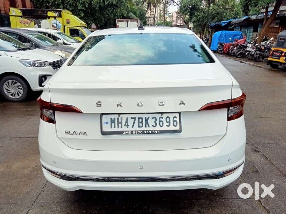 Skoda Slavia Style 1.0l Tsi At, 2023, Petrol