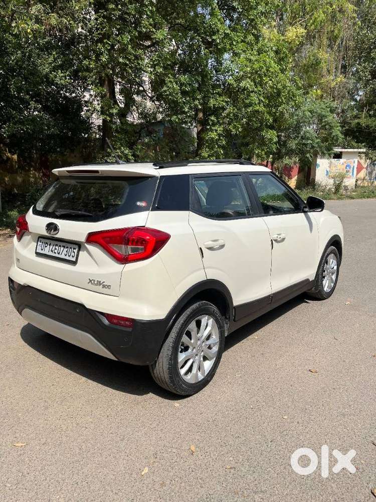 Mahindra Xuv300 W8, 2021, Petrol