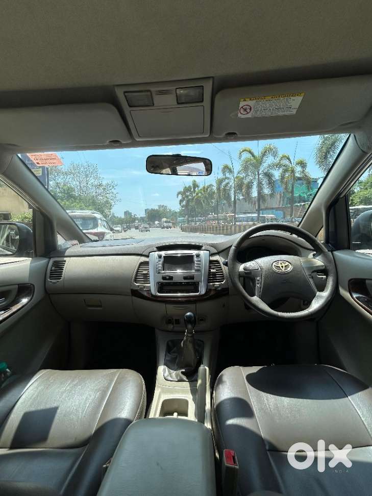 Toyota Innova 2.5 V 8 Str, 2014, Diesel