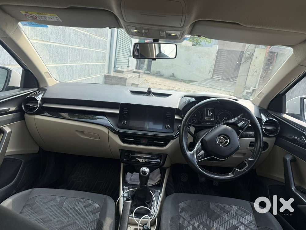 Skoda Slavia 2022 Petrol
