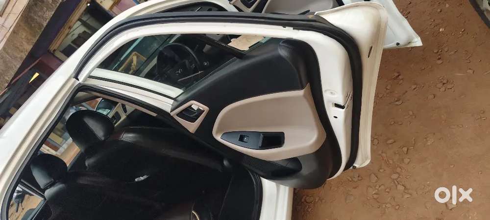 Hyundai I20 2017 Petrol 81343 Km Driven