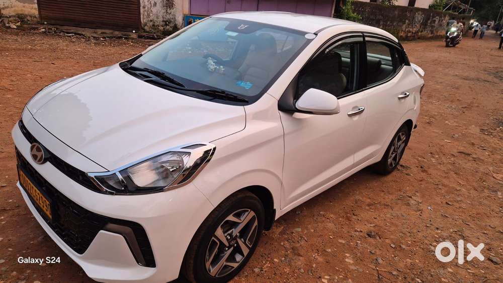 Hyundai Aura Sx (o) Manual, 2023, Petrol