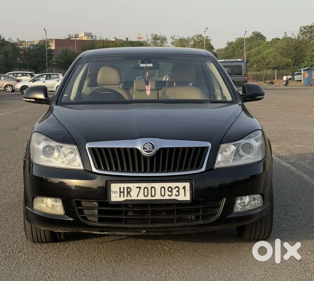 Skoda Laura Elegance 2.0 Tdi Cr Mt, 2010, Diesel