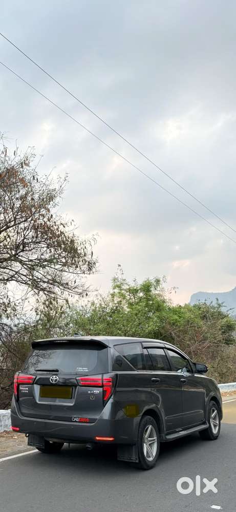 Toyota Innova Crysta 2017