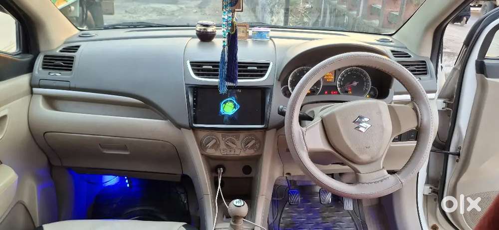 Maruti Suzuki Ertiga 2015 Diesel 211742 Km , Screen, Reverse Camera