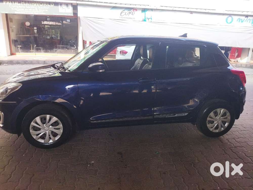 Maruti Suzuki Swift Vxi + Manual, 2019, Petrol