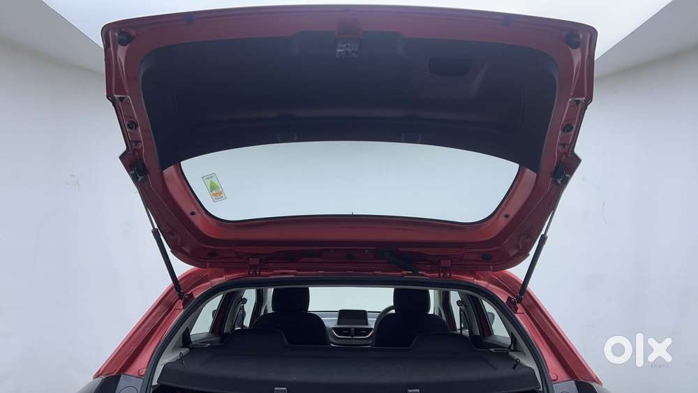 Tata Altroz 1.2 Xt, 2022, Petrol