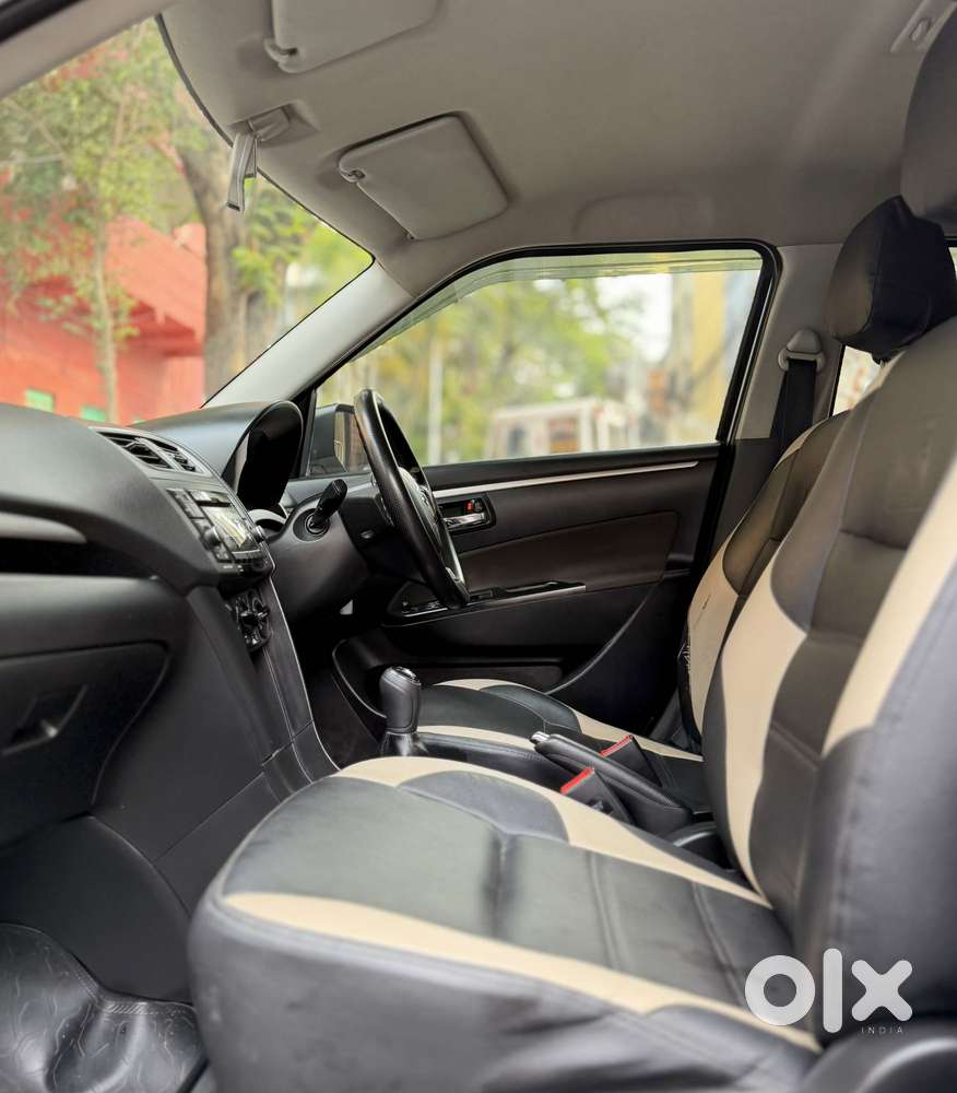 Maruti Suzuki Swift Vxi Optional, 2017, Petrol