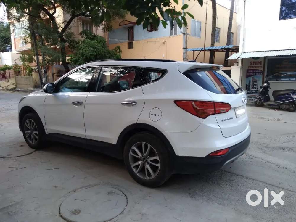 Hyundai Santa Fe (2016) Automatic (diesel)