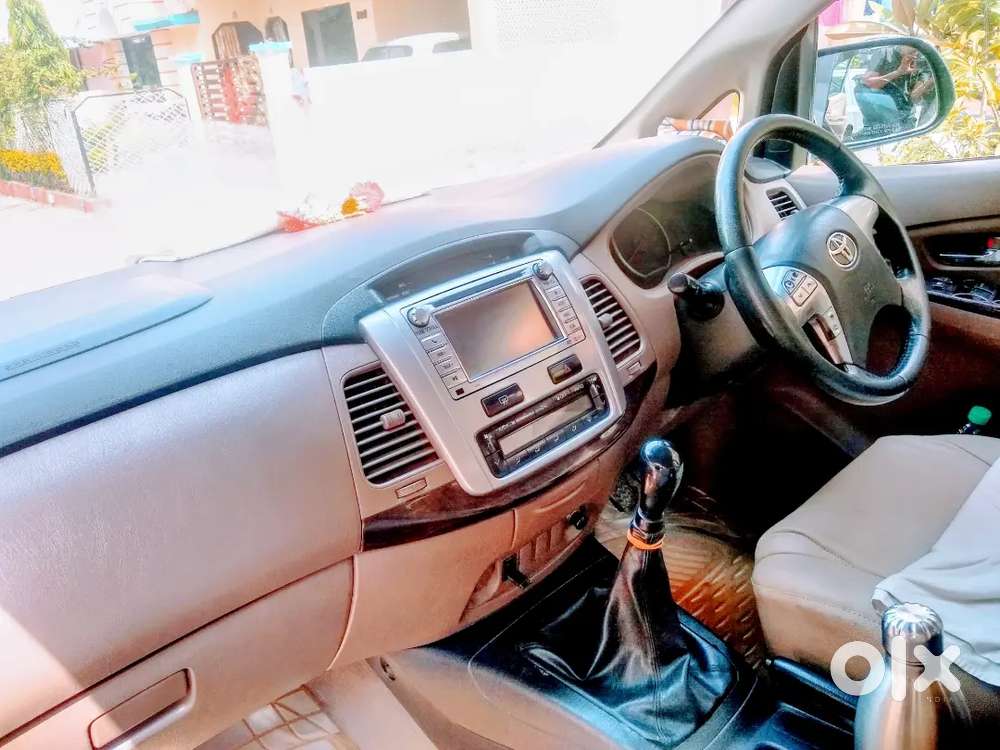 Toyota Innova 2016 Diesel Well Maintained