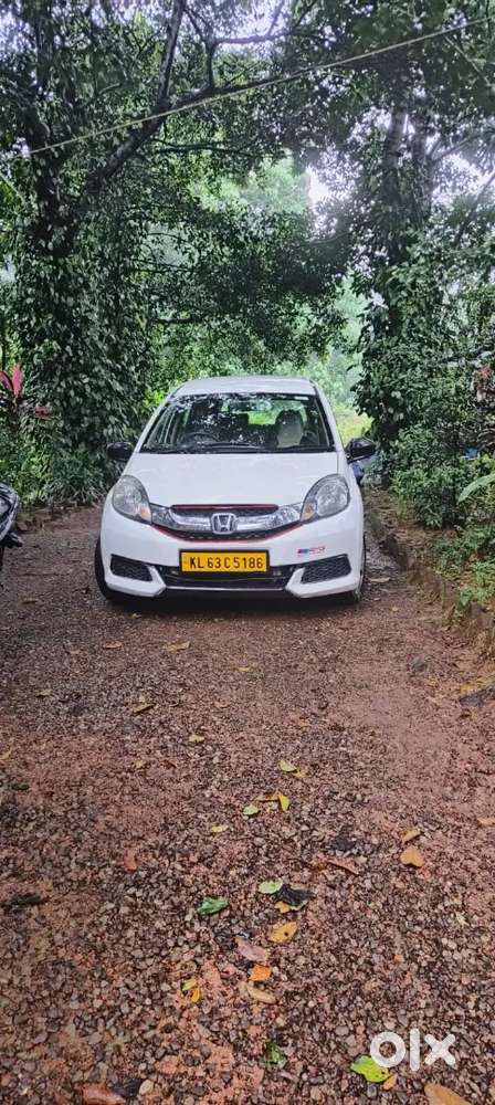 Honda Mobilio 1.5 V 2015 Finance Availavle