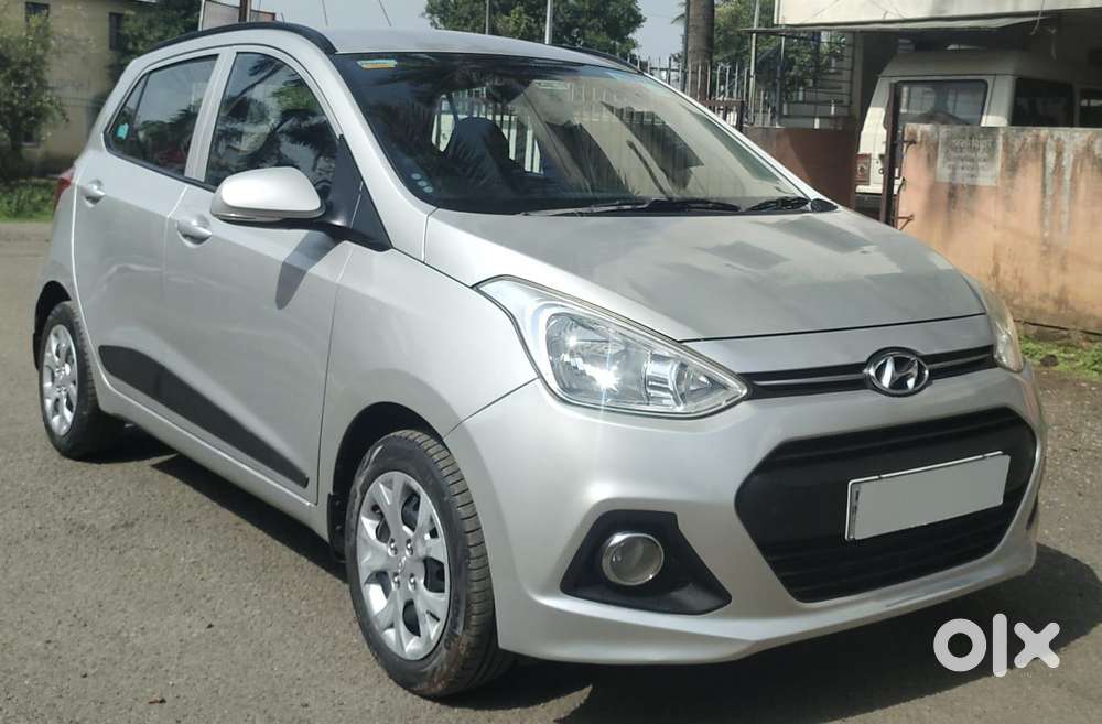 Hyundai Grand I10 Sportz, 2016, Petrol