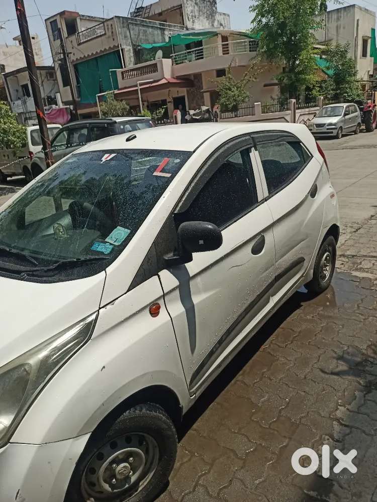 Hyundai Eon 2012 Petrol Well Maintained