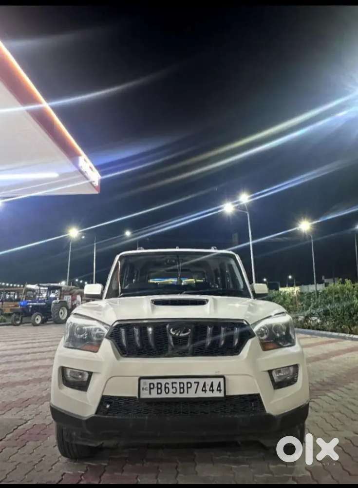 Mahindra Scorpio Classic 2017 S6+