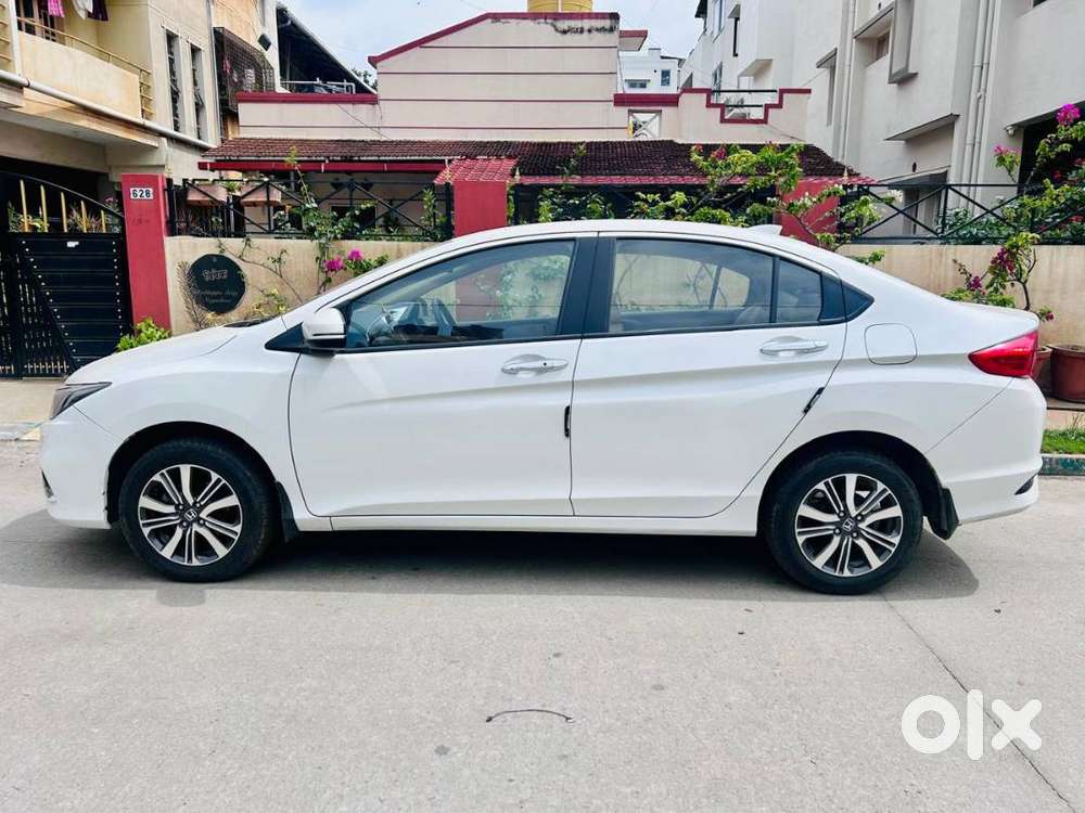 Immaculate 2022 Honda City 4th Gen V Petrol | Single Owner | 43k Kms |