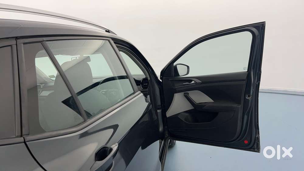 Skoda Kushaq Ambition 1.0l Tsi Mt, 2023, Petrol