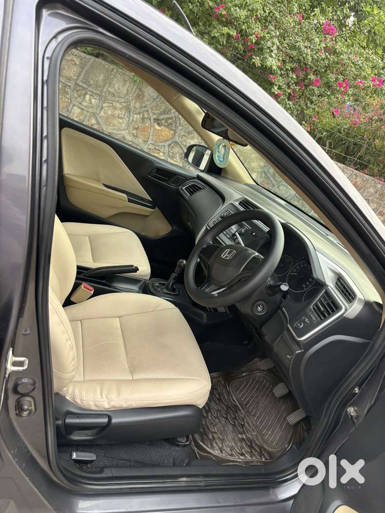 Honda City I-vtec Sv, 2018, Petrol