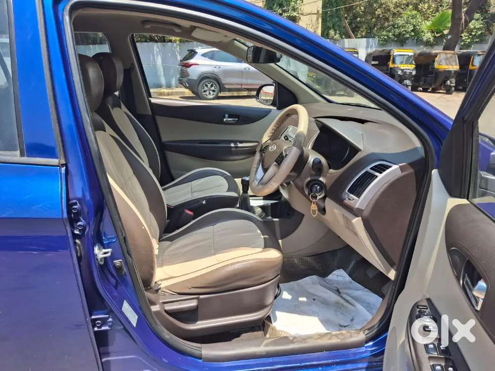 I20 Sports Petrol + Cng